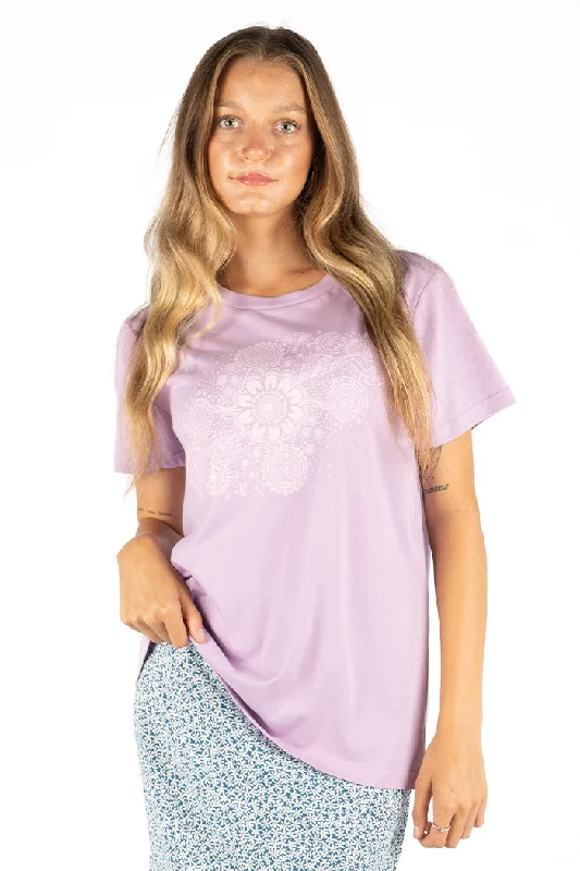 Travelling Through Country Lavender Cotton Crew Neck Women's T-Shirt